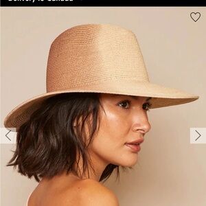 NWT Eugenia Kim Emmanuelle camel gold hat